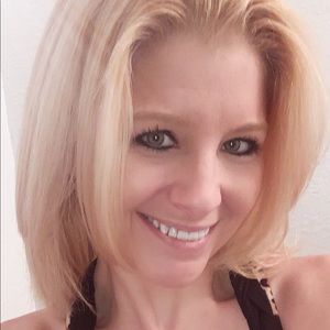 Meet your Posher, Lacy